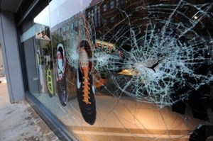 Blue glass, shop window, Mavi cam, Dükkan camı, 0532 245 00 78
